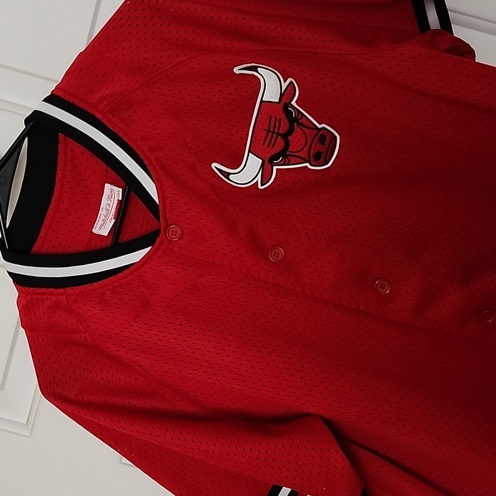Mitchell & Ness Chicago Bulls Red Retro Jersey